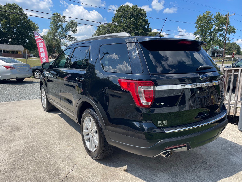 2018 Ford Explorer Image 3