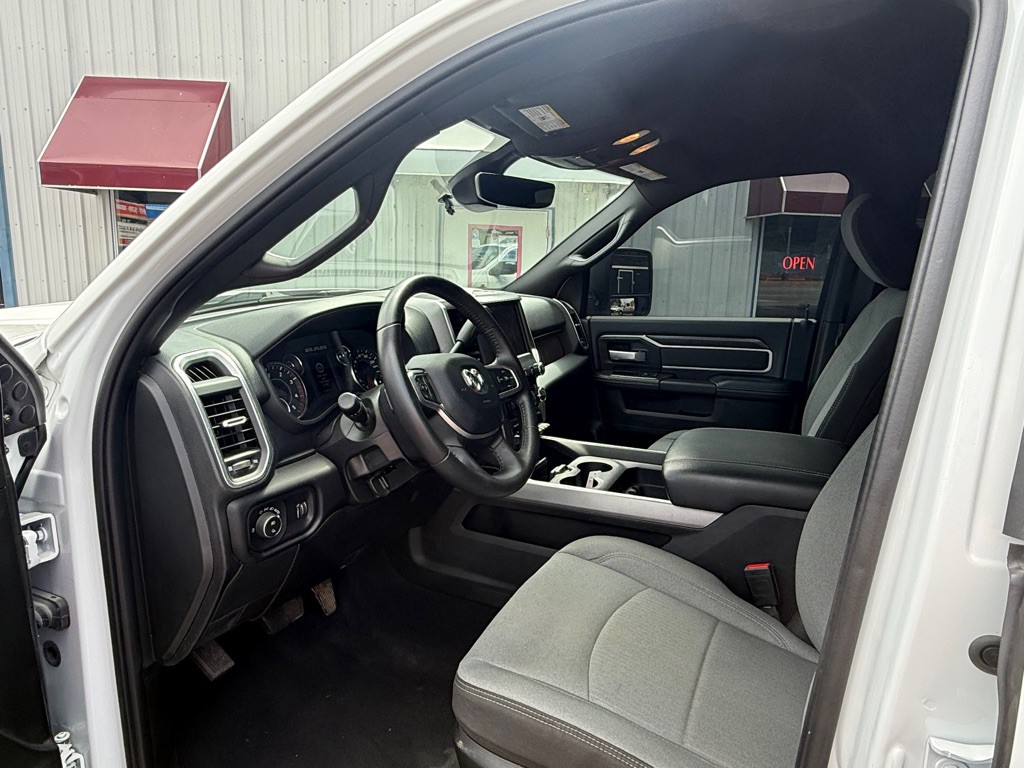 2024 RAM 2500 Image 6