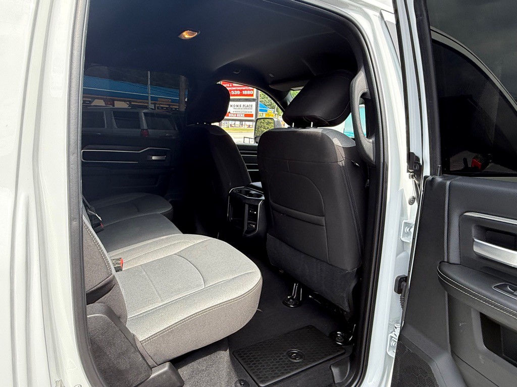 2024 RAM 2500 Image 7