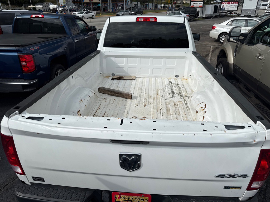 2016 RAM 1500 Image 4