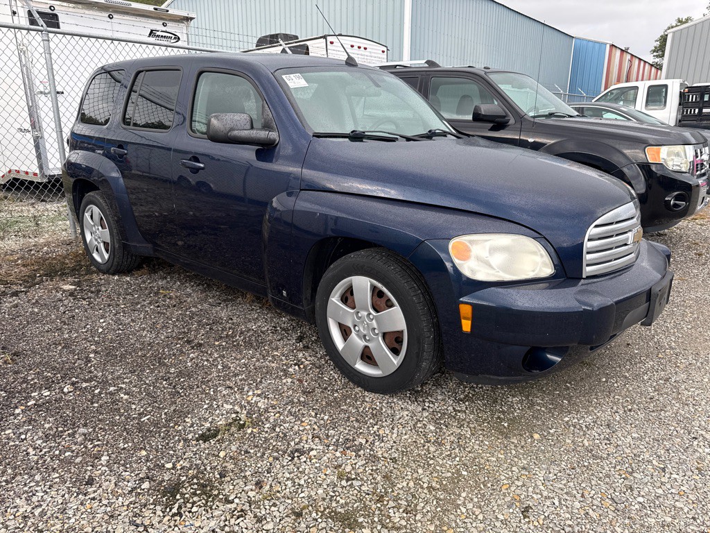 2010 Chevrolet HHR Image 2