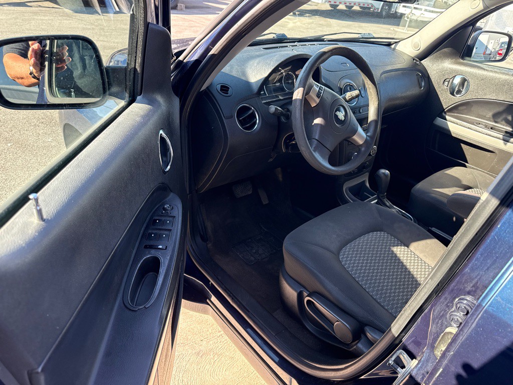 2010 Chevrolet HHR Image 11