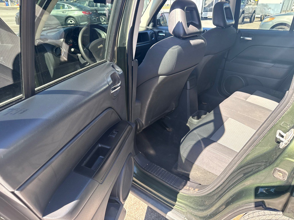 2009 Jeep Patriot Image 8