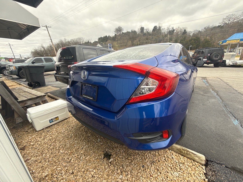 2018 Honda Civic Image 9