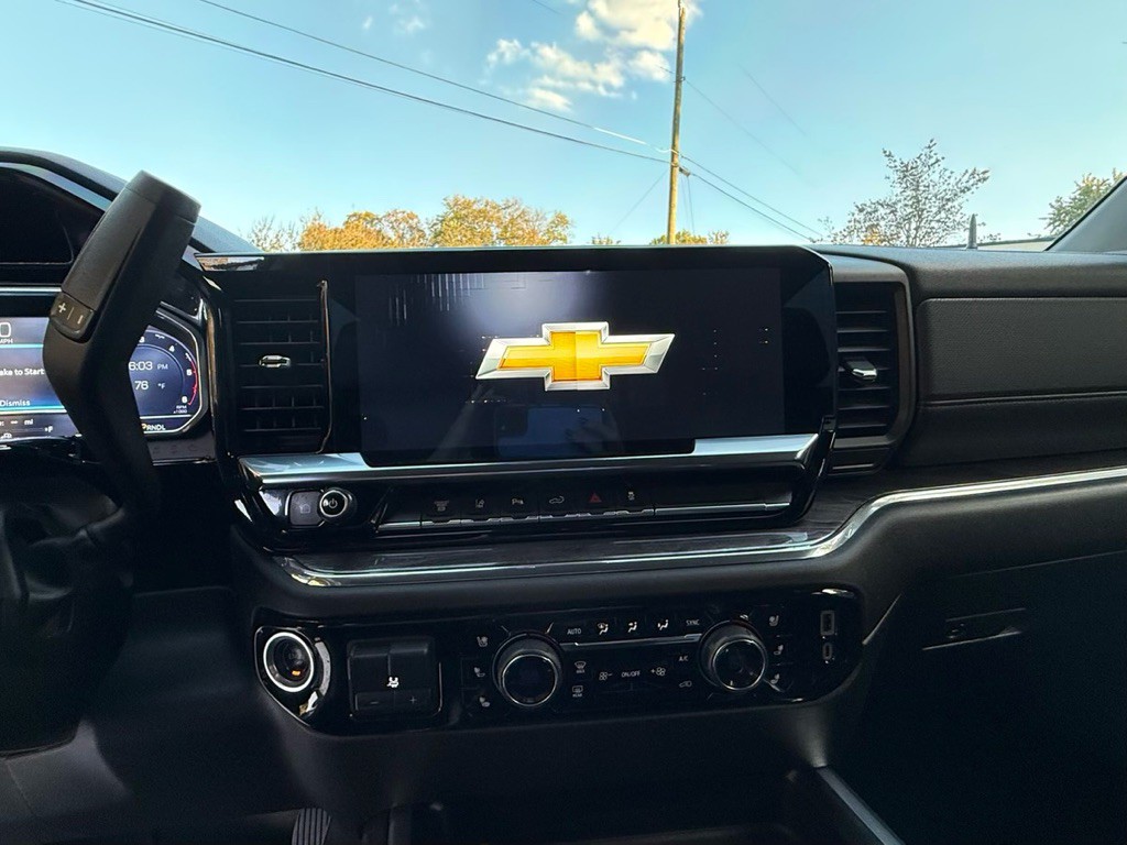 2024 Chevrolet Silverado 1500 Image 14