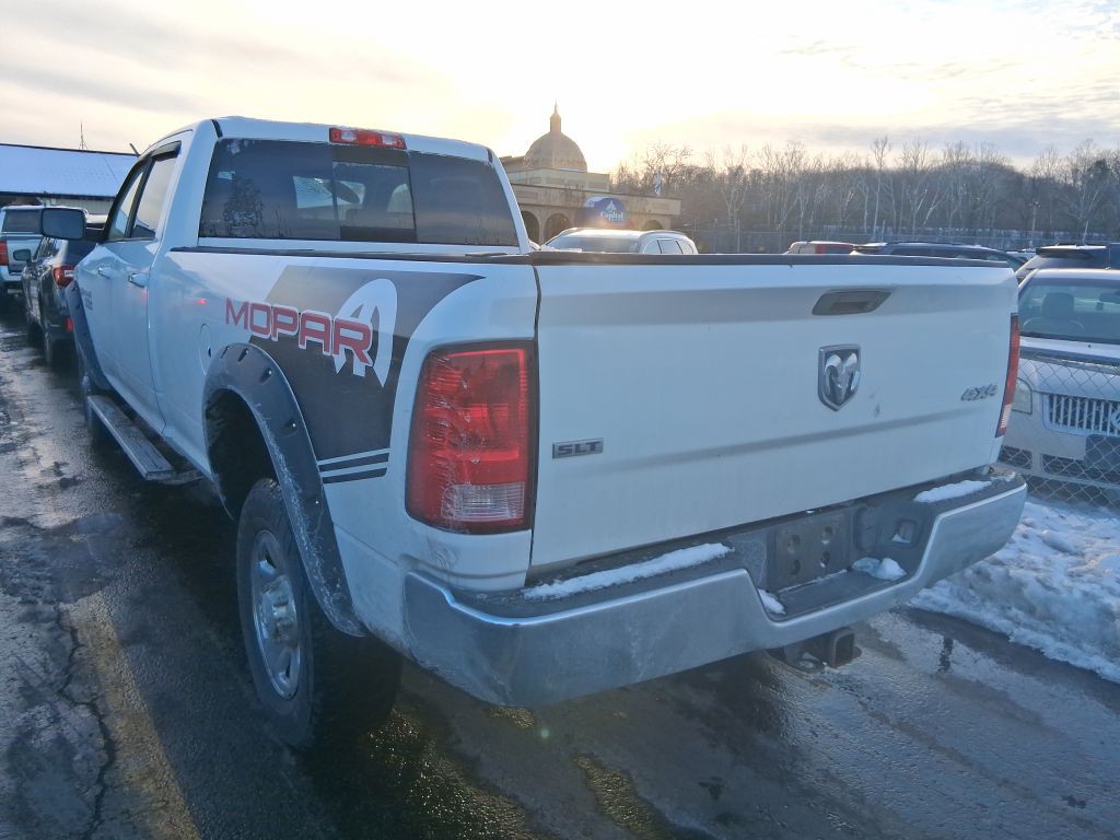 2014 RAM 2500 Image 2