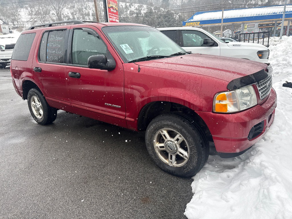 2004 Ford Explorer Image 2