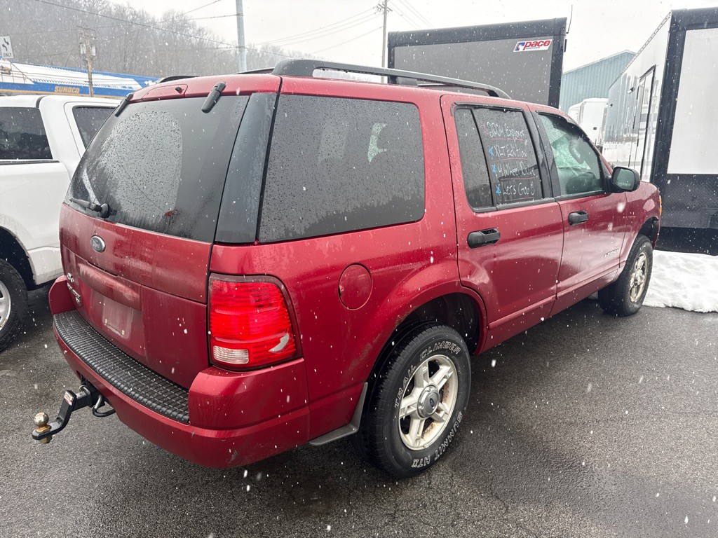 2004 Ford Explorer Image 3