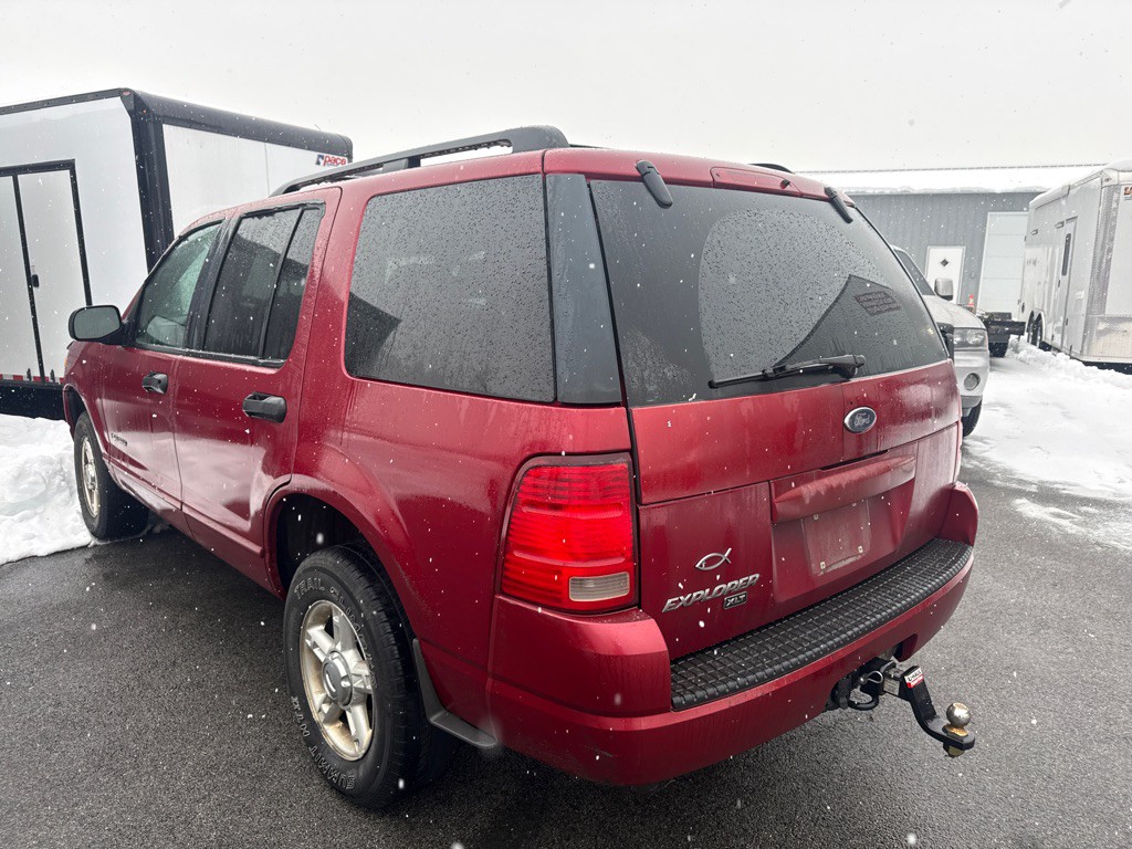 2004 Ford Explorer Image 5