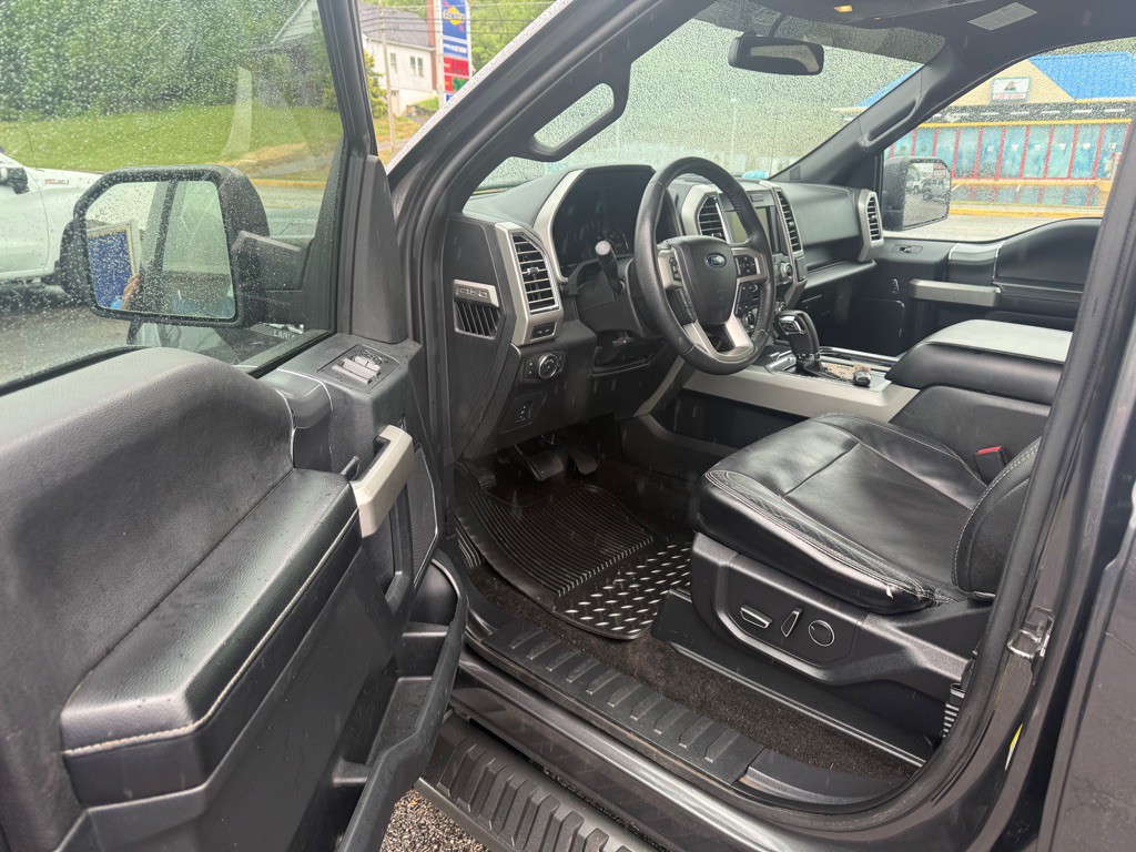 2015 Ford F-150 Image 9