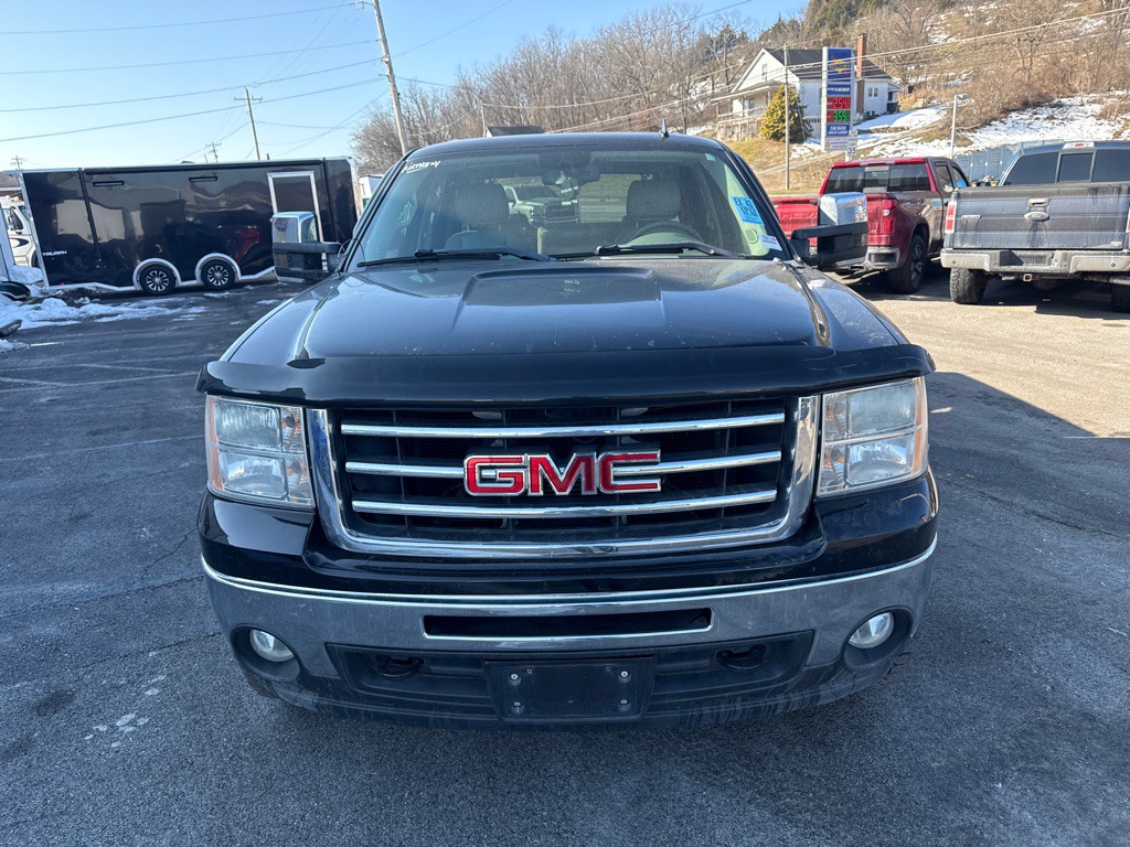 2013 GMC Sierra Image 2