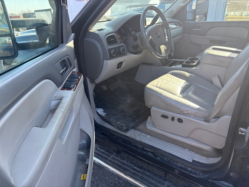 2013 GMC Sierra Image 7