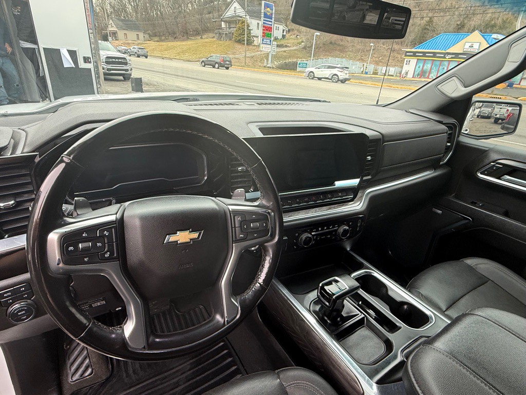 2023 Chevrolet Silverado 1500 Image 9