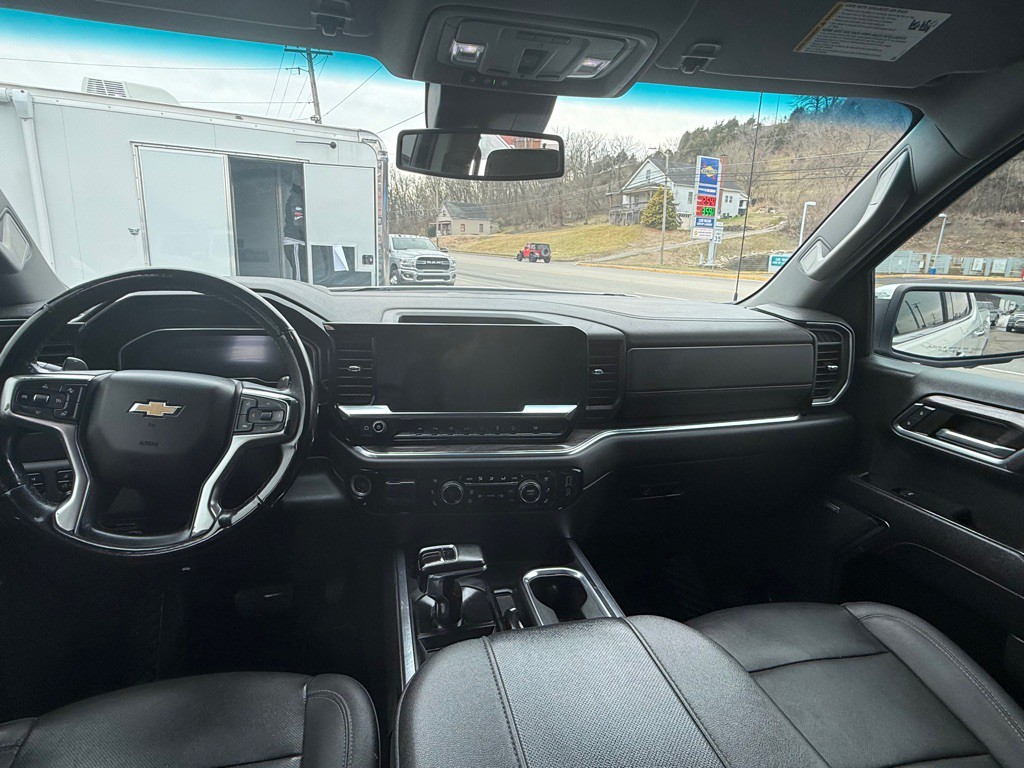 2023 Chevrolet Silverado 1500 Image 12