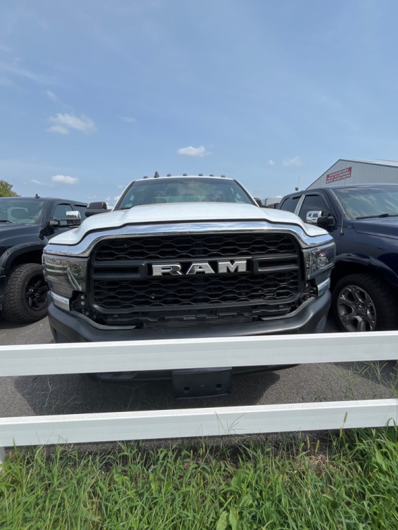 2022 RAM 4500 Image 2