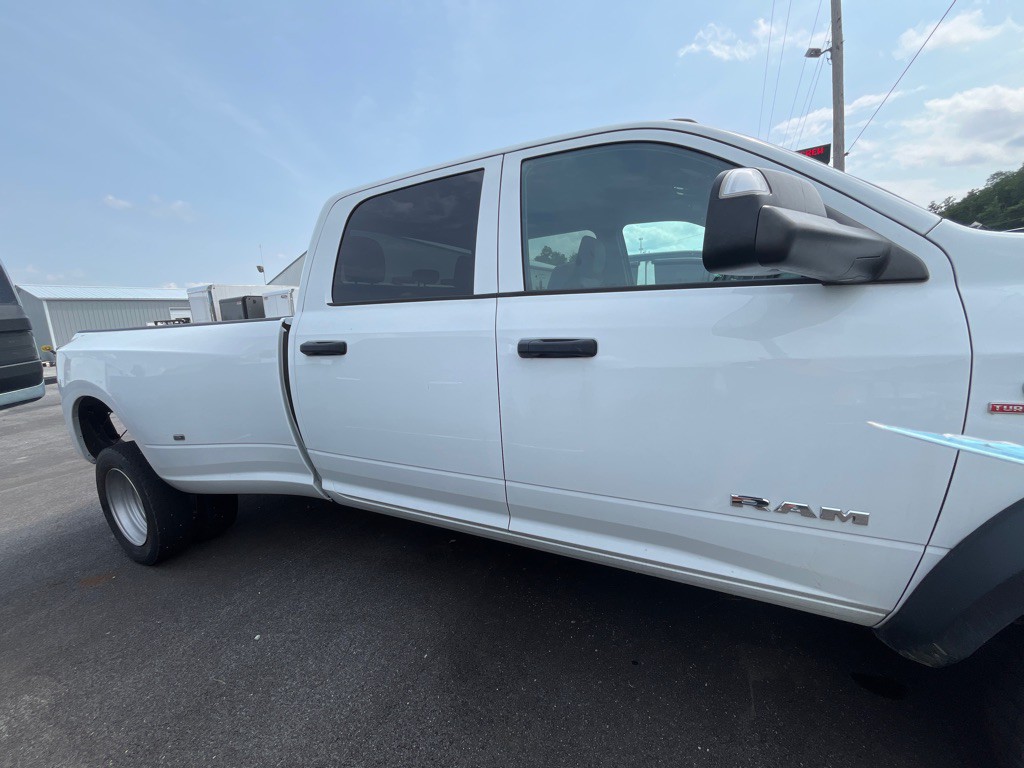 2022 RAM 4500 Image 4
