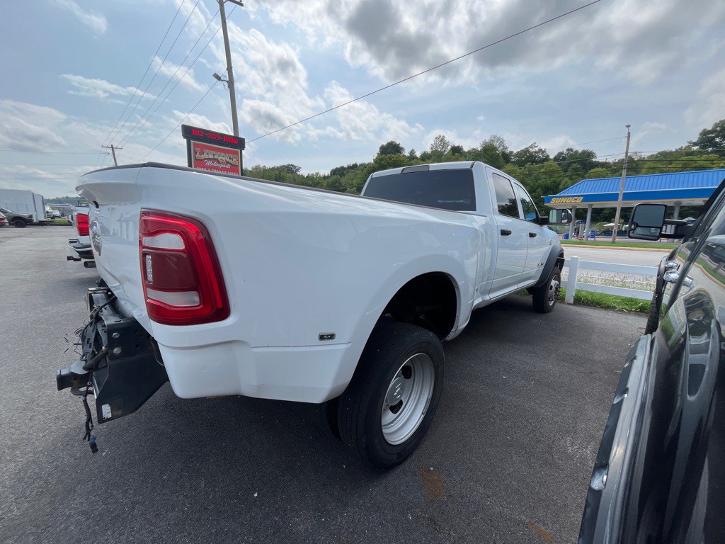 2022 RAM 4500 Image 5