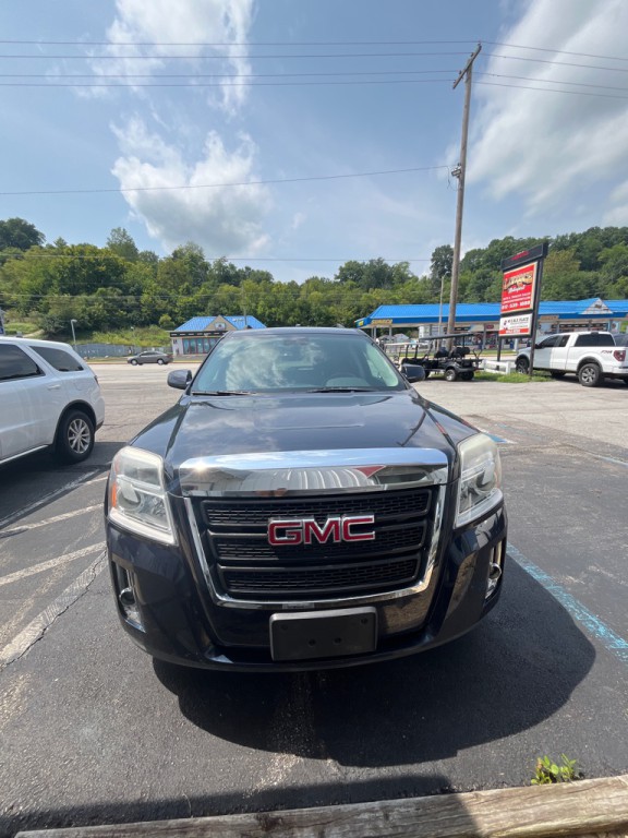 2015 GMC Terrain Image 2