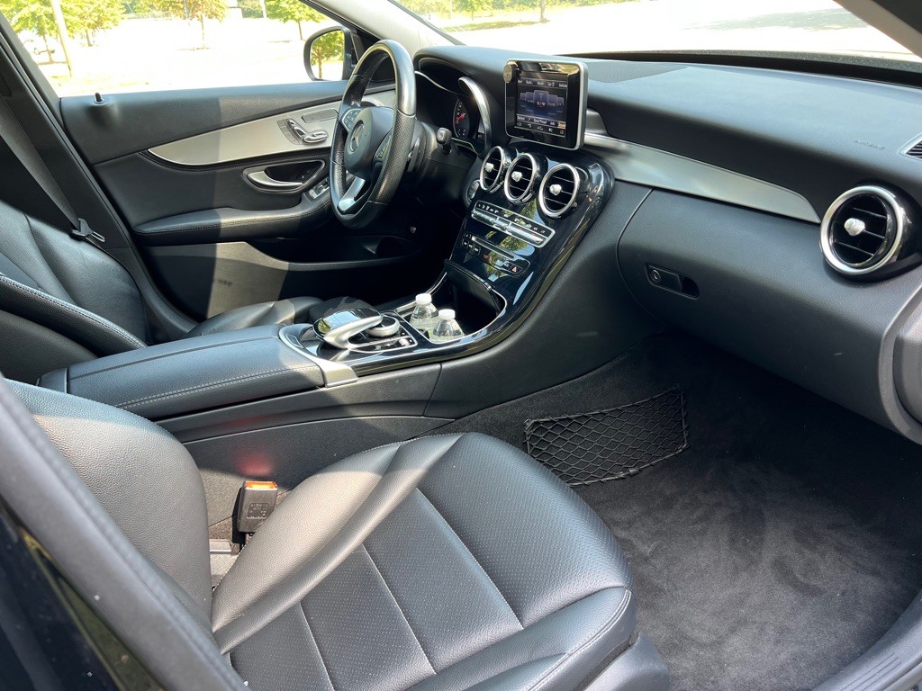 2015 Mercedes-Benz C-Class Image 5