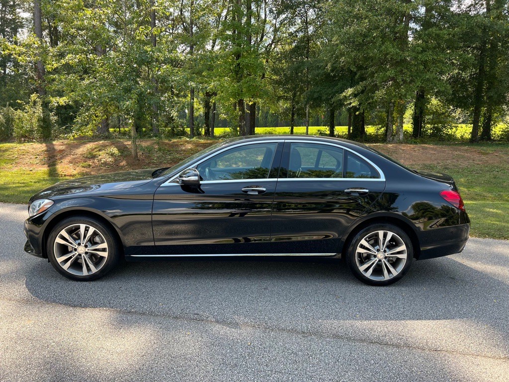 2015 Mercedes-Benz C-Class Image 6
