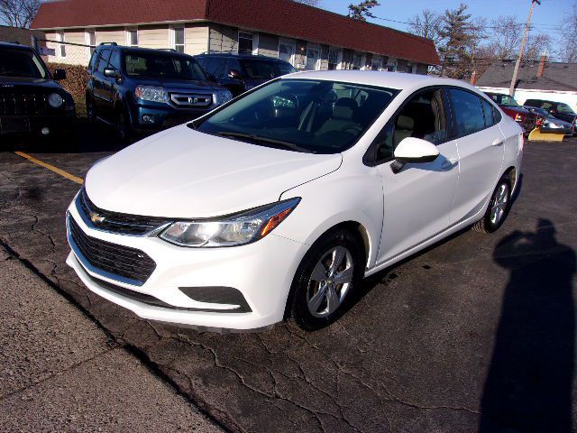 2017 Chevrolet Cruze Image 6