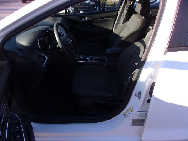 2017 Chevrolet Cruze Image 10