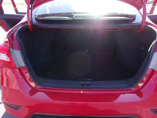 2017 Nissan Sentra Image 14