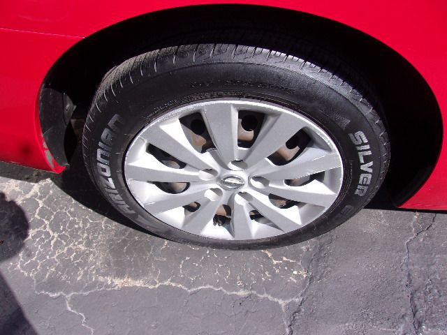 2017 Nissan Sentra Image 19