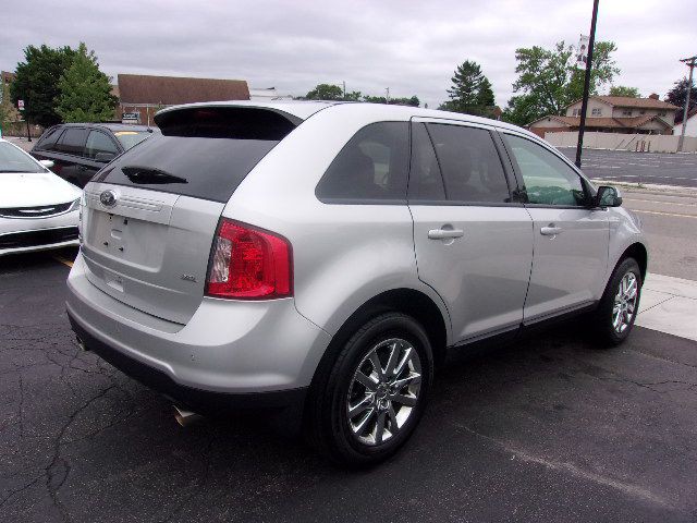 2013 Ford Edge Image 3