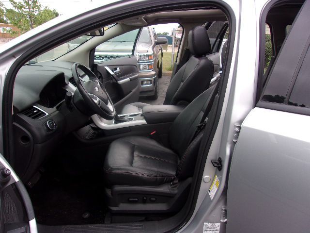 2013 Ford Edge Image 11