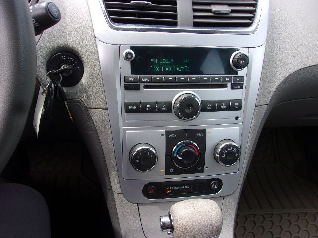 2008 Chevrolet Malibu Image 15