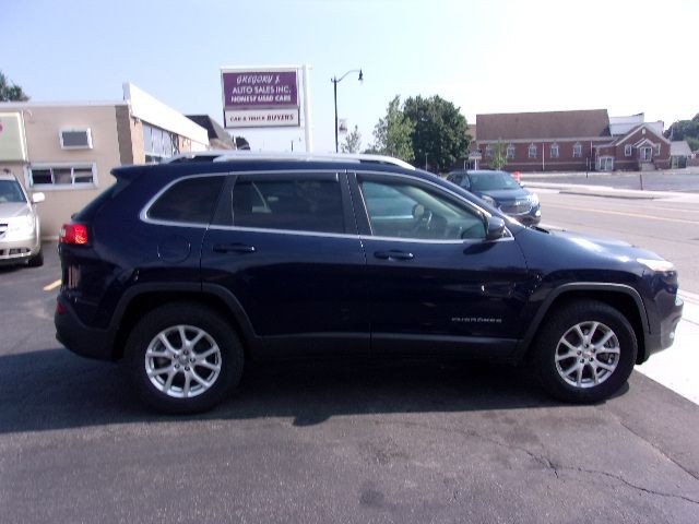 2015 Jeep Cherokee Image 2