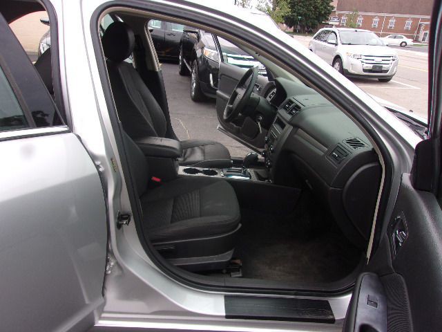 2012 Ford Fusion Image 12