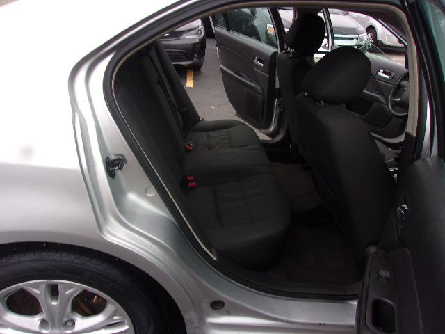 2012 Ford Fusion Image 13