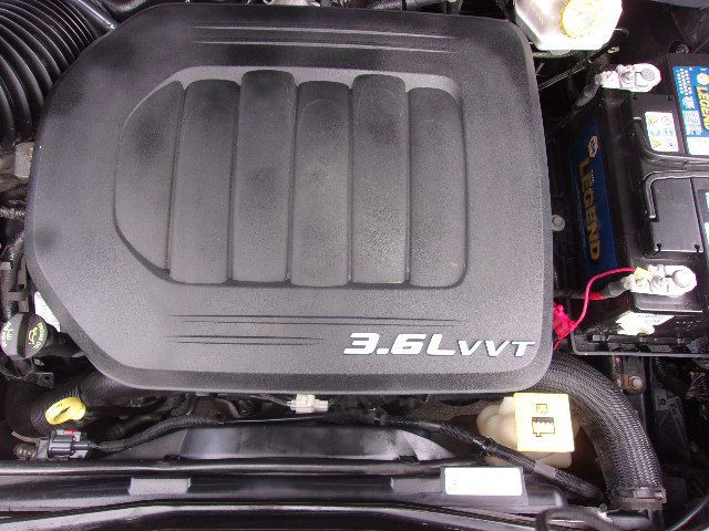 2013 Dodge Grand Caravan Image 8