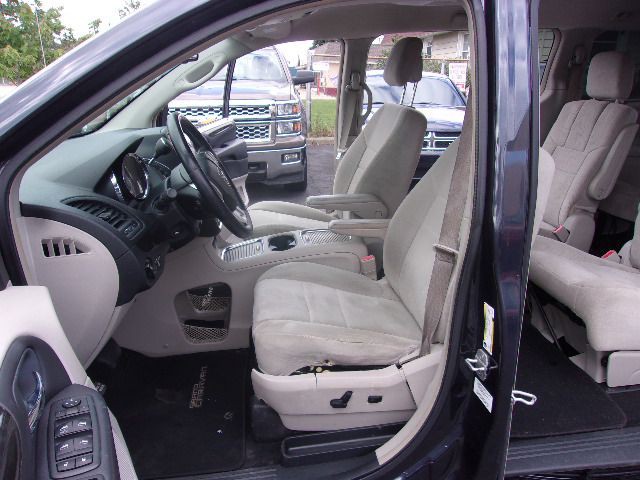 2013 Dodge Grand Caravan Image 9