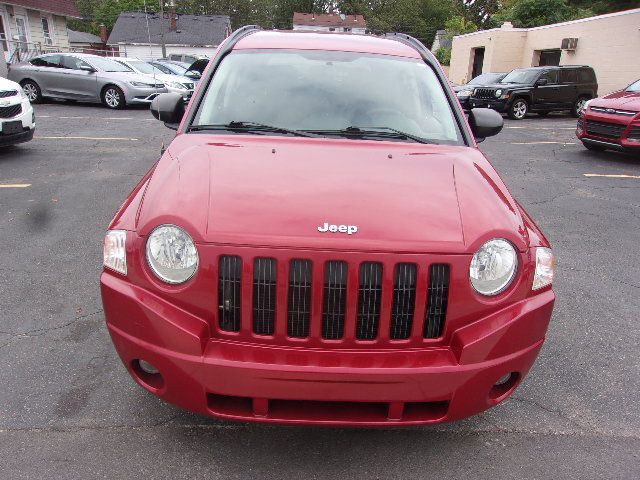 2009 Jeep Compass Image 4