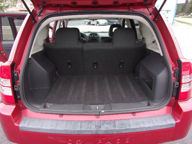 2009 Jeep Compass Image 14