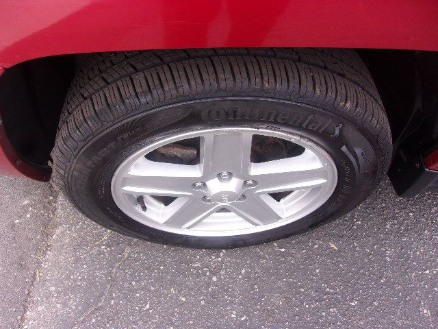 2009 Jeep Compass Image 17