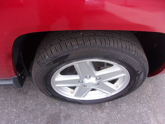 2009 Jeep Compass Image 19