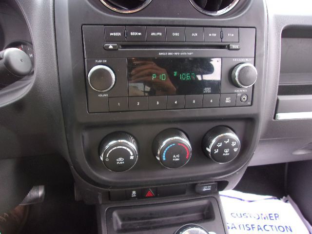 2013 Jeep Compass Image 14