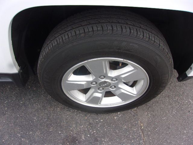 2013 Jeep Compass Image 19