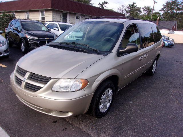 2005 Dodge Grand Caravan Image 5