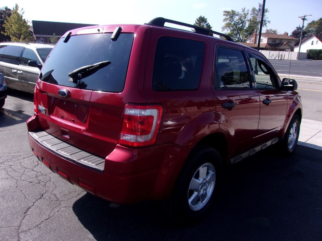 2010 Ford Escape Image 3