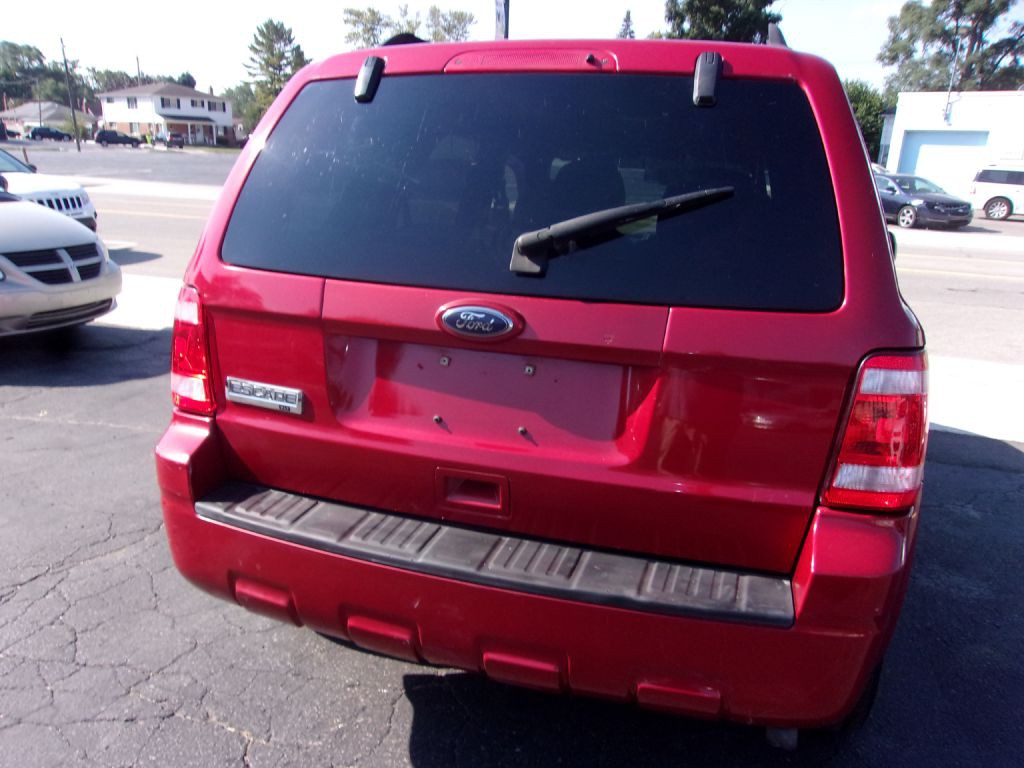 2010 Ford Escape Image 7