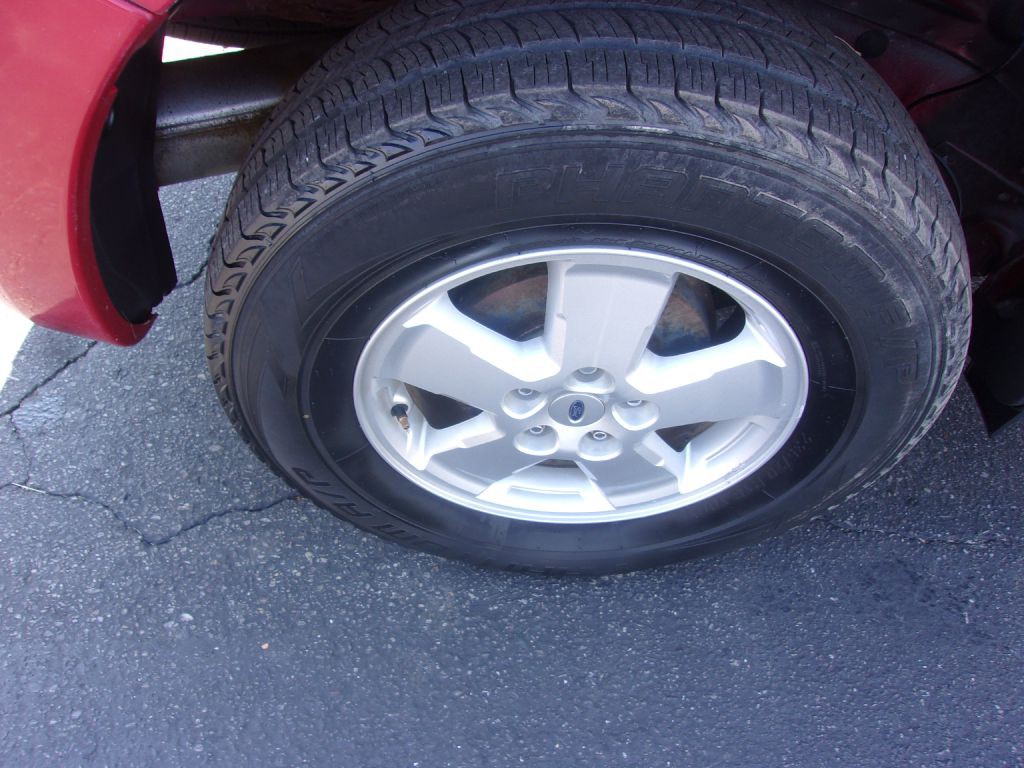 2010 Ford Escape Image 19