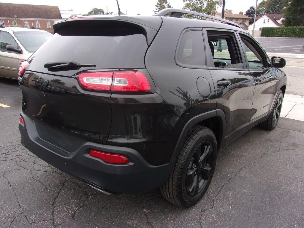 2016 Jeep Cherokee Image 3