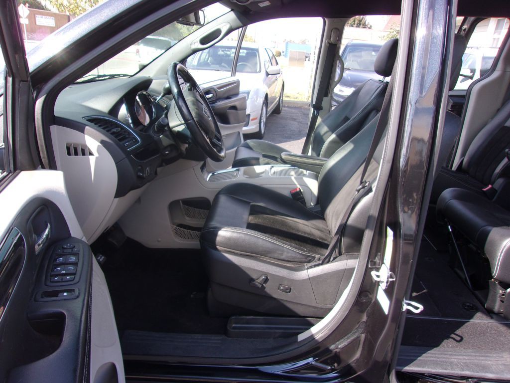 2014 Dodge Grand Caravan Image 10