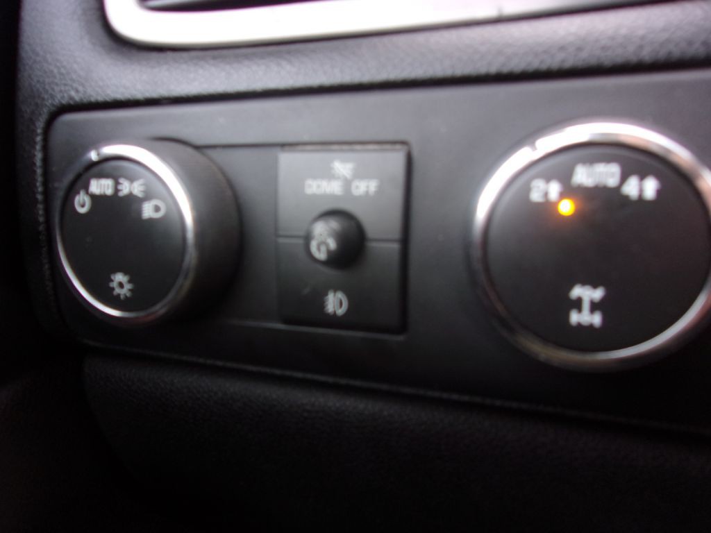 2014 GMC Yukon Image 16