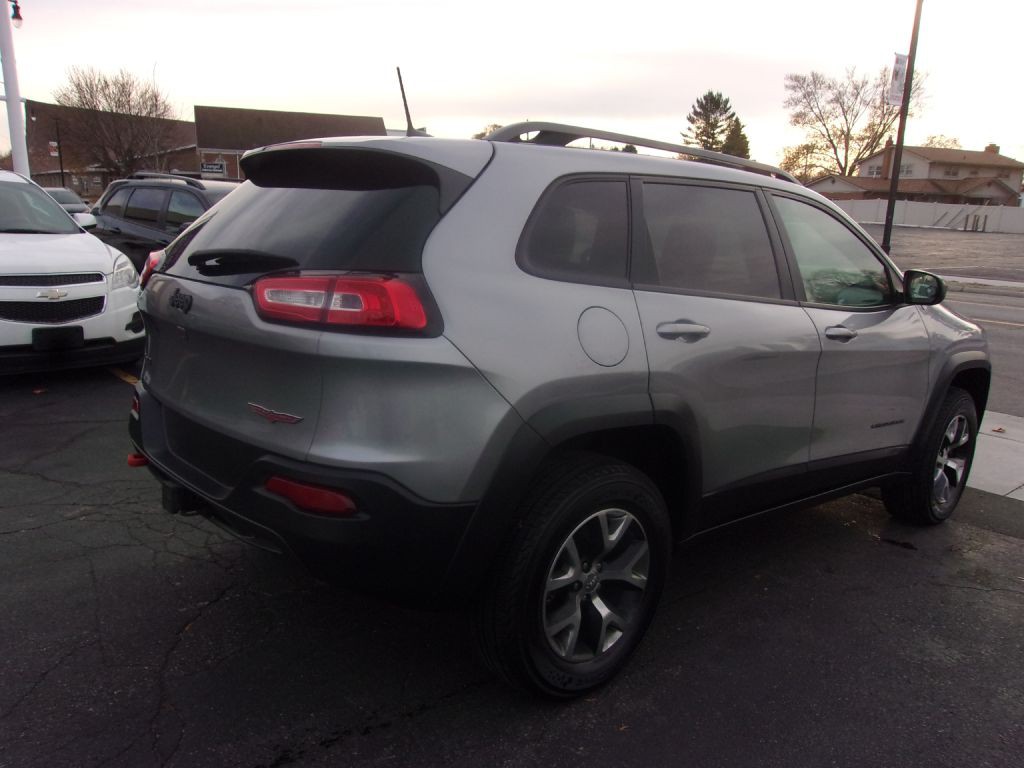 2016 Jeep Cherokee Image 3
